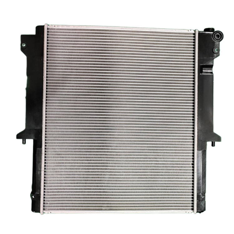 Radiator Mitsubishi Pajero 2015 Kab